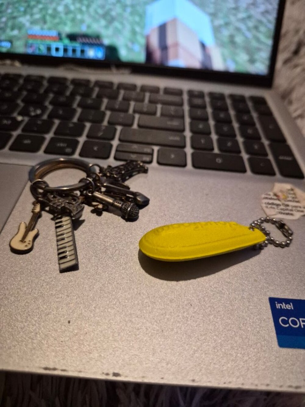 Keychain set - Picture 6 of 6